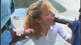 الرجال يأكلون الغجر  ...