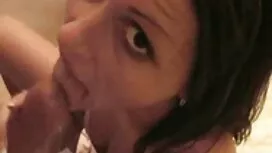 افليس في السرير كل ا ...