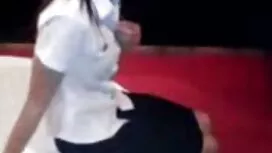 الطلاب الذين يصطادون ...