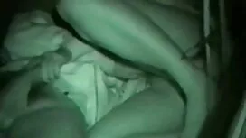 عاهرة في مبنى مهجور. ...