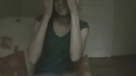 شعر طويل ، جلست كولو ...