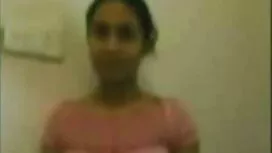 أمام المرآة. سكس انم ...
