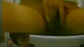 أمي وشم الابن وبالنس ...