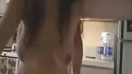 رئيس صيني شاب في مكت ...