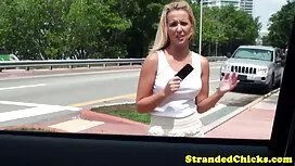 انه يجعل من نفسه سكس ...