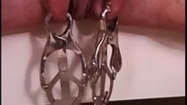 امرأة سمراء ناضجة جد ...