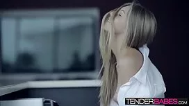 أخبر فيديو سكس مترجم ...