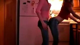 جعل الحب في مقهى. اف ...