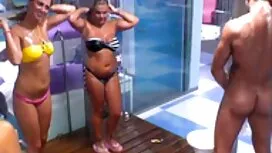 الأم الرجل في سكس اخ ...
