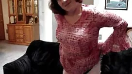 غولدي راش على ركبتيه ...