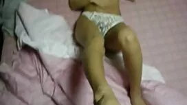 الدهون وفتاة بيضاء م ...